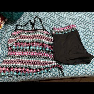 Women’s shorts tankini size 18w worn twice
